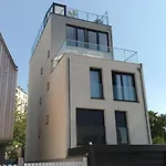 De Standing Διαμέρισμα Μαλακόφ