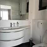 De Standing Apartment Malakoff