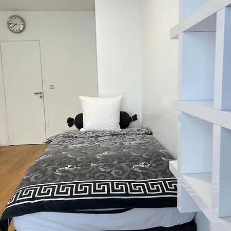 De Standing 马拉科夫